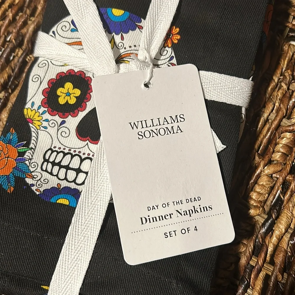 Williams Sonoma Day Of The Dead Set Of 4 Dinner Napkins BNWT